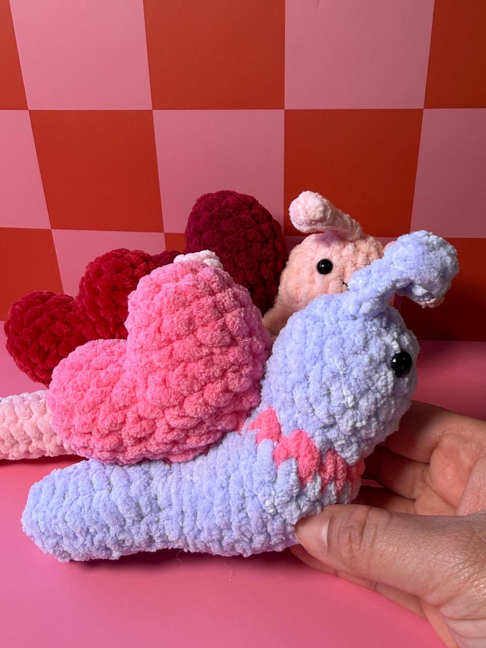 Love Slug Crochet Pattern | Low-Sew thumbnail 6