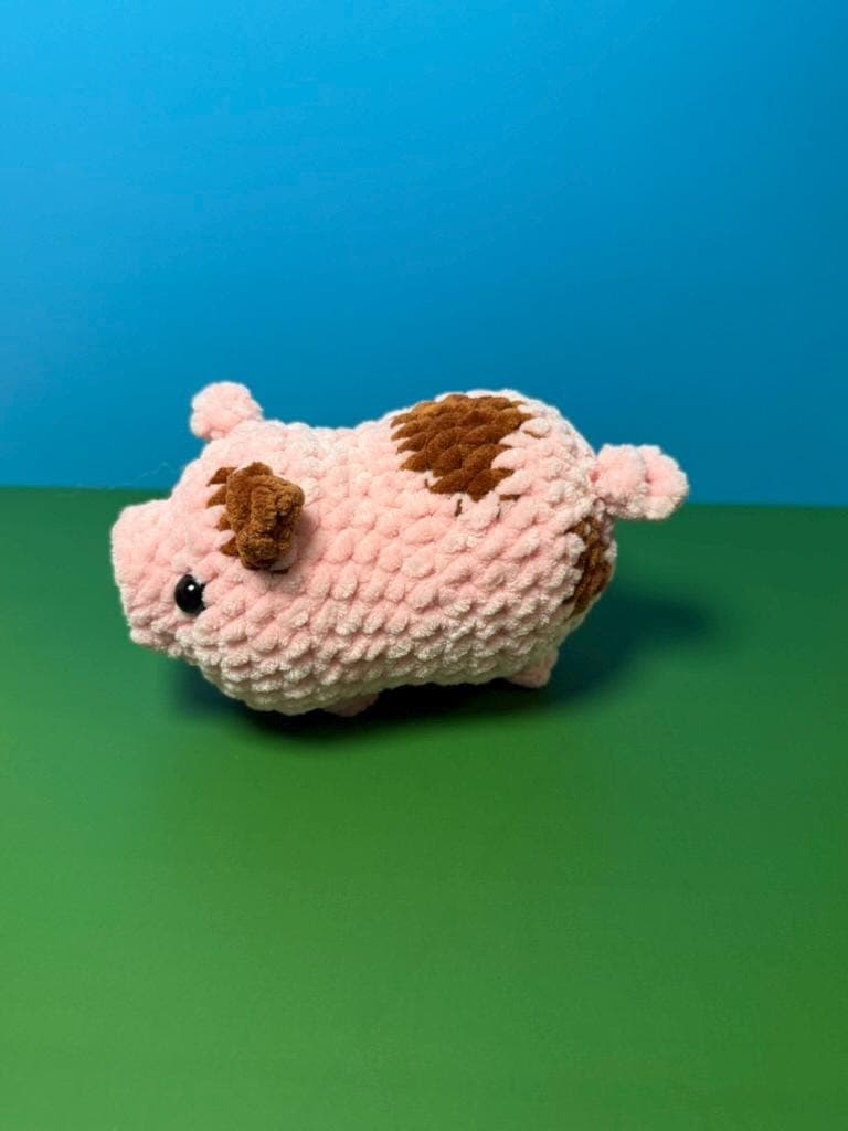 Pot Belly Pig No-Sew Crochet Pattern w/ Muddy Pig Mod | Beginner Friendly thumbnail 3