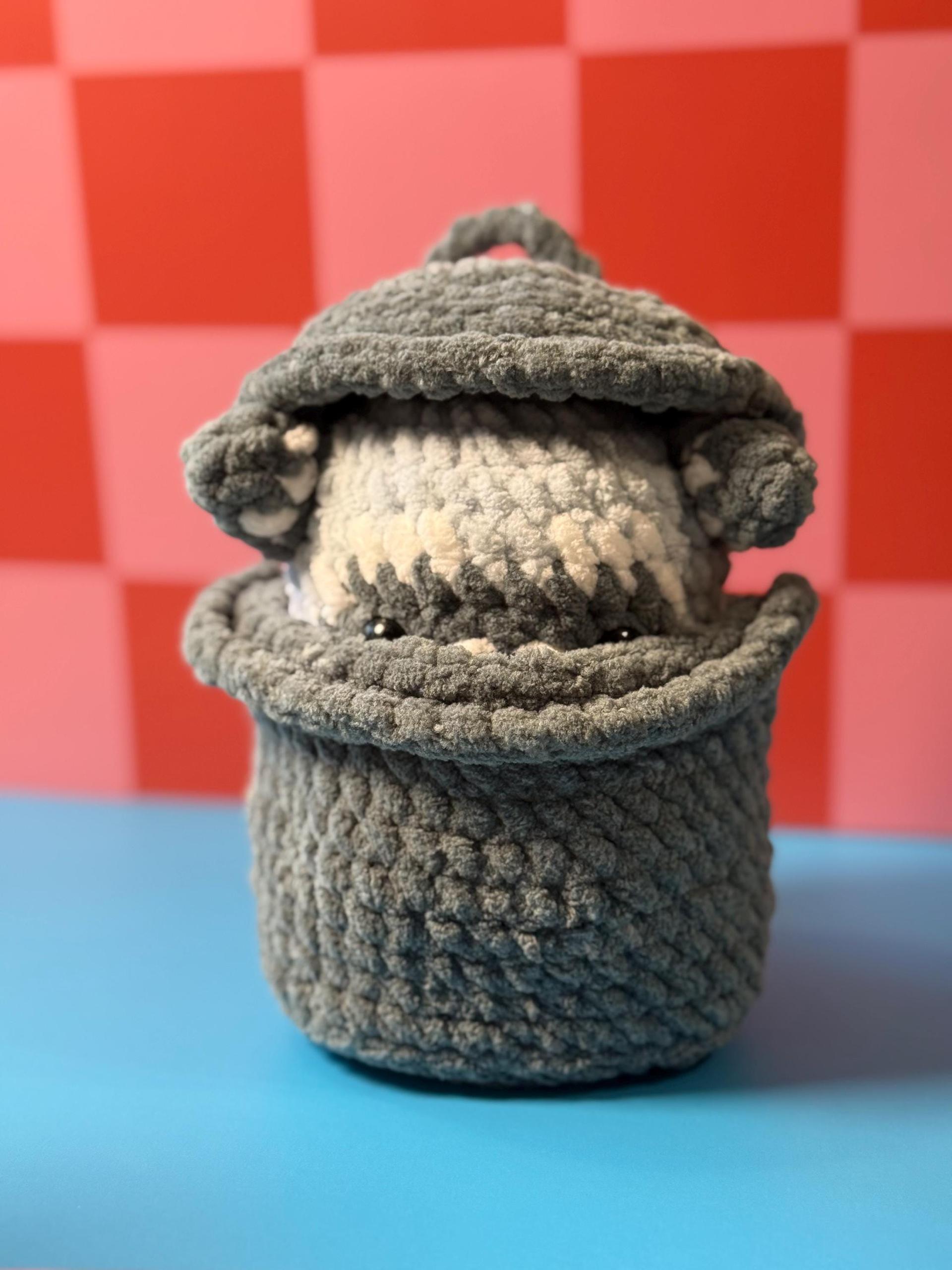 Ricky the Raccoon | in a Trashcan | Crochet Pattern thumbnail 7