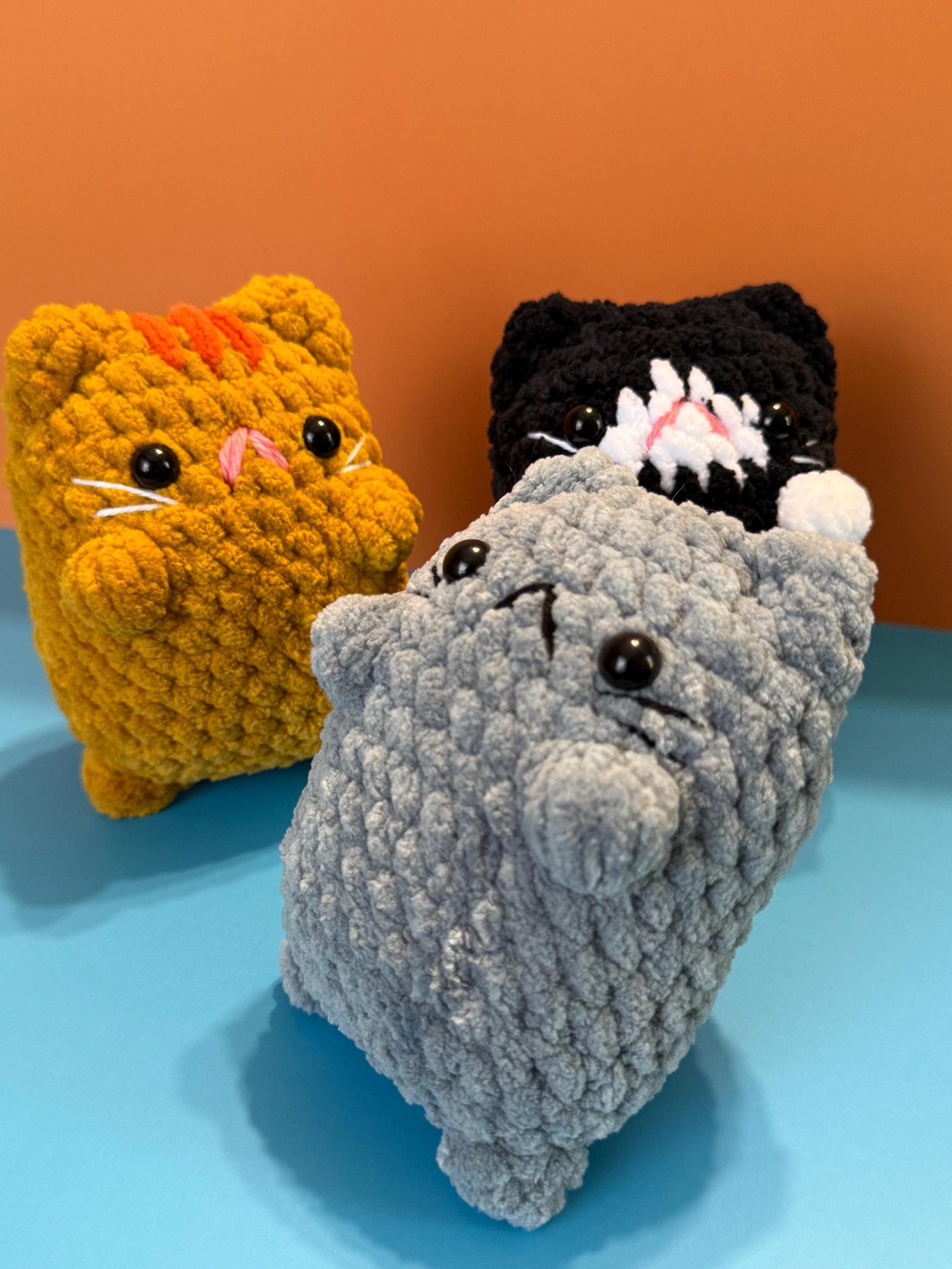 Flat Pocket Cats | Crochet Patterns | Striped, Tuxedo and Solid Cats thumbnail 5
