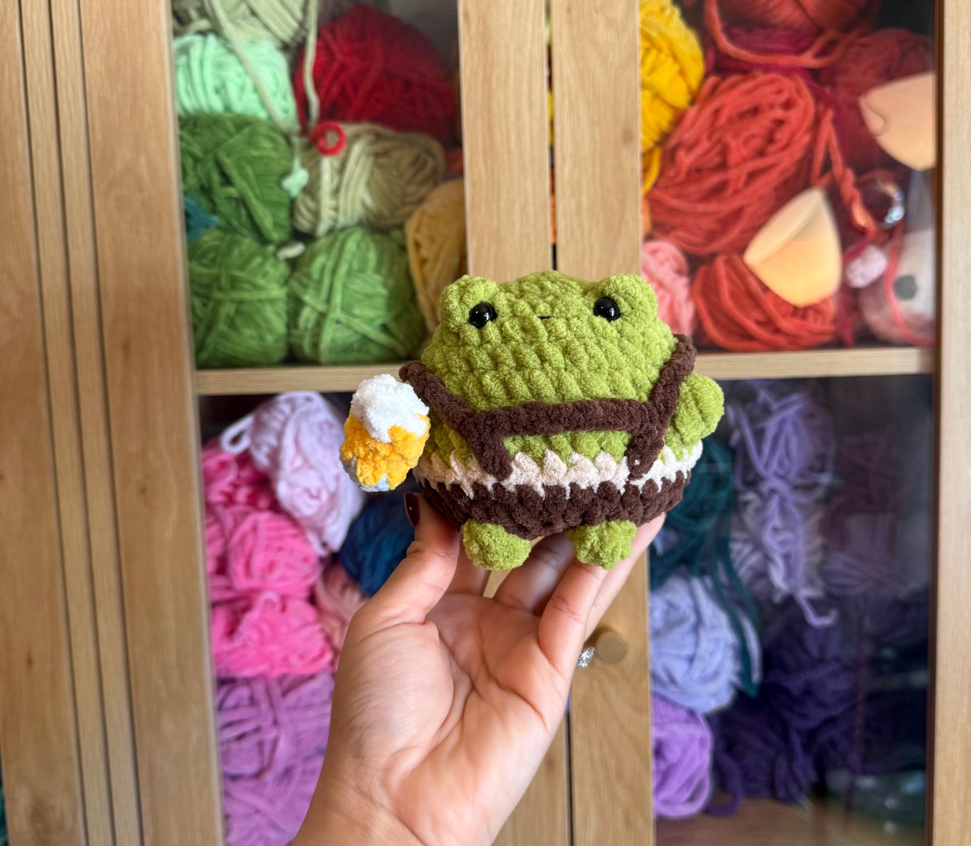 Celebration Duo | Frog | Bear | Crochet Pattern Bundle thumbnail 9