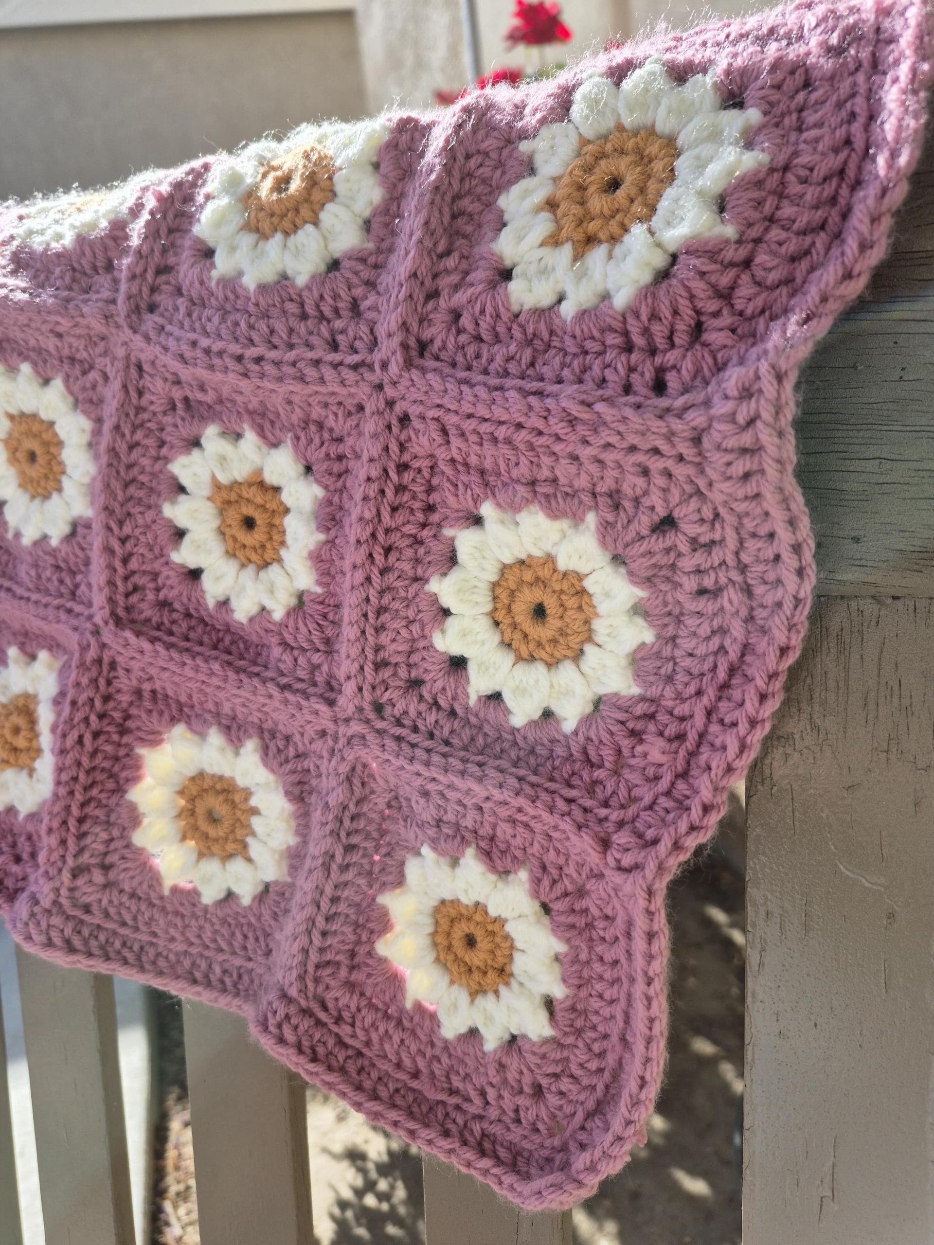 Crochet Daisy Granny Square Blanket and Beanie Set, Pink & Sage thumbnail 8