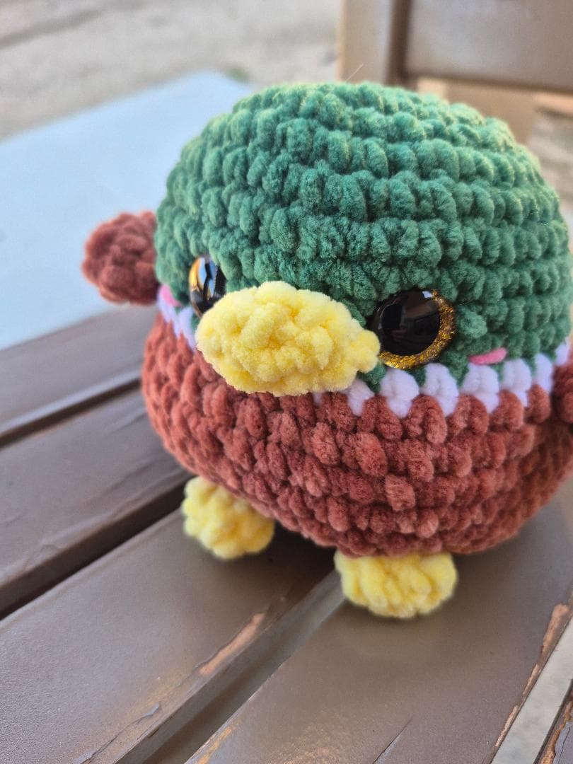 crochet duck with interchangeable crochet hats thumbnail 3