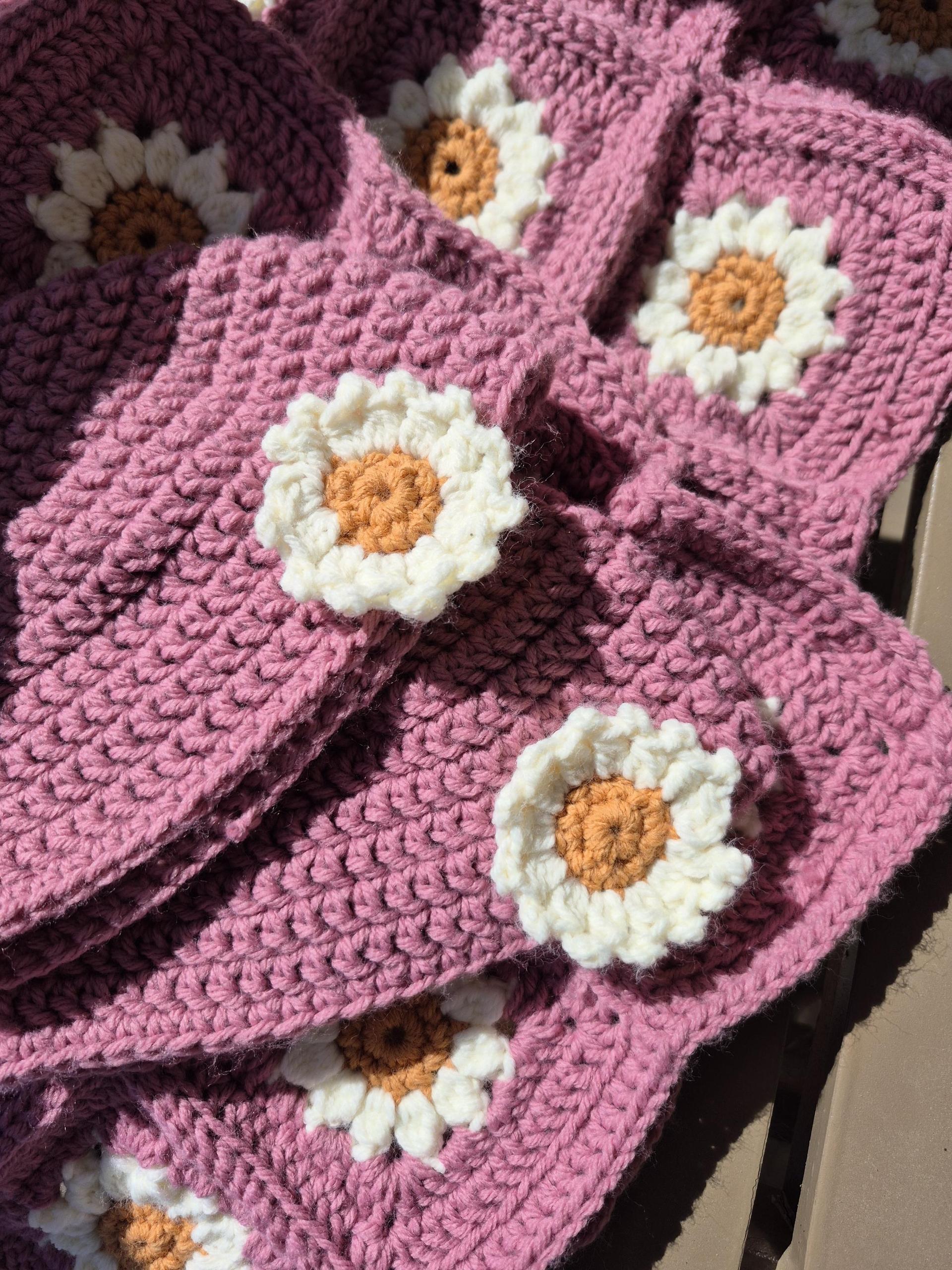 Crochet Daisy Granny Square Blanket and Beanie Set, Pink & Sage thumbnail 9