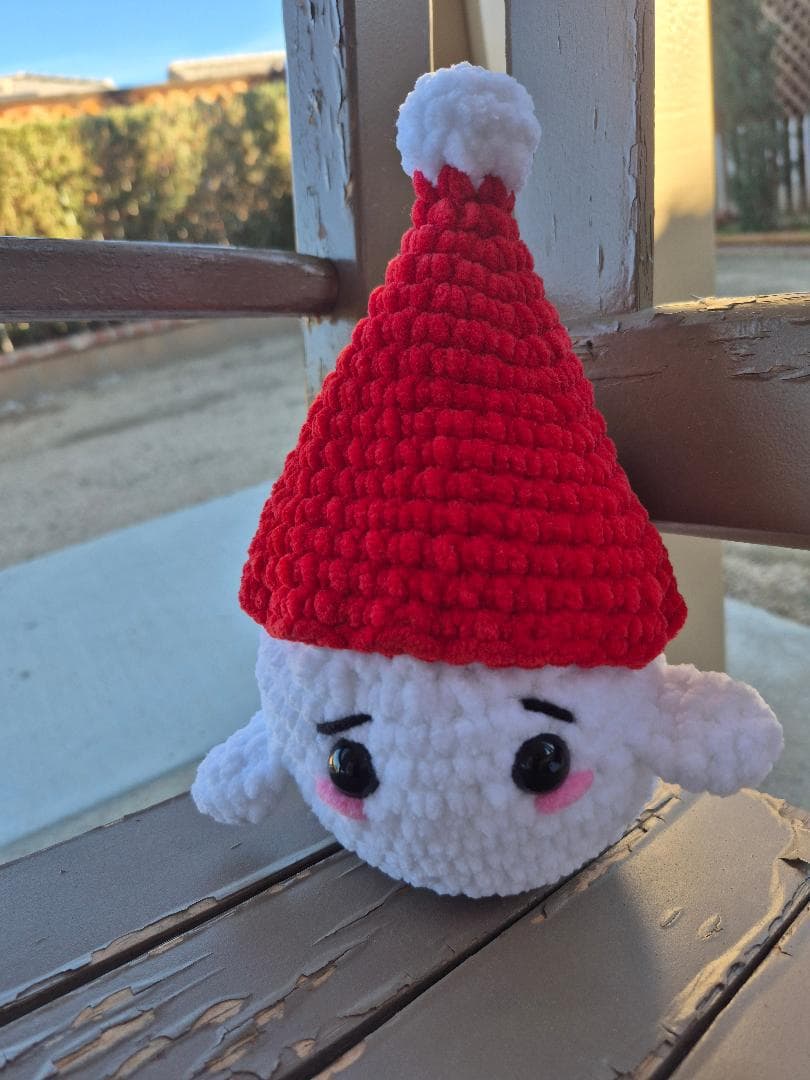 crochet snowballs with crochet hats, white, red, brown thumbnail 5