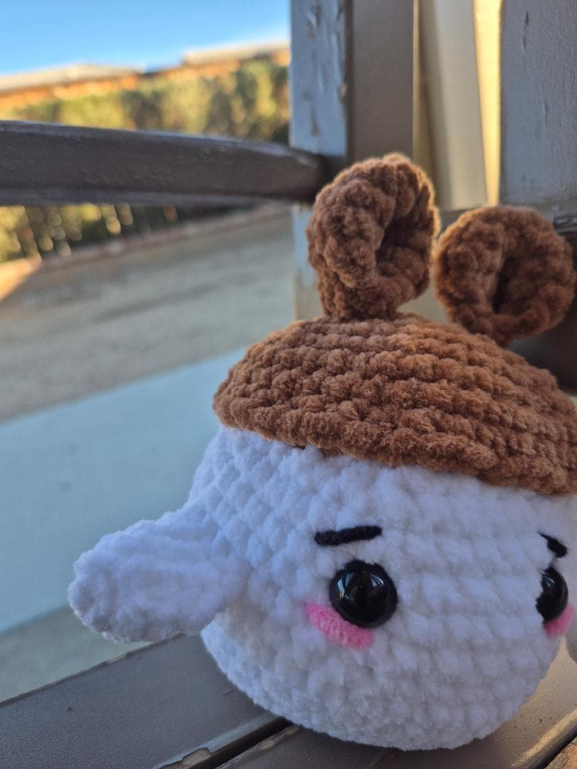 crochet snowballs with crochet hats, white, red, brown thumbnail 3