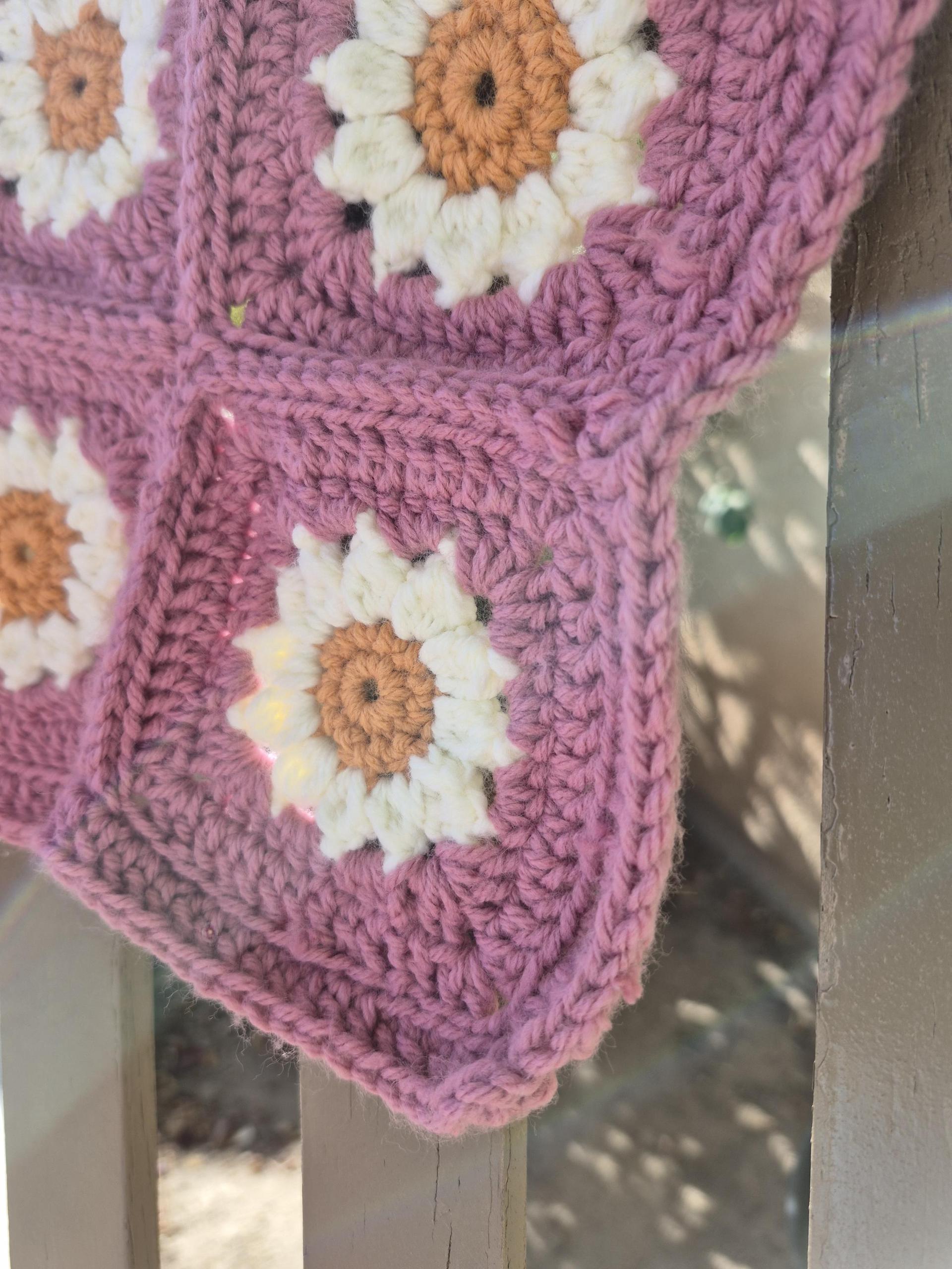 Crochet Daisy Granny Square Blanket and Beanie Set, Pink & Sage thumbnail 5