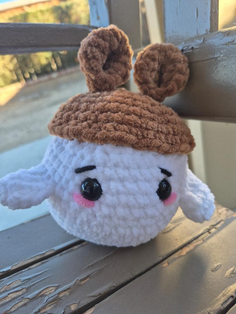 crochet snowballs with crochet hats, white, red, brown thumbnail 4