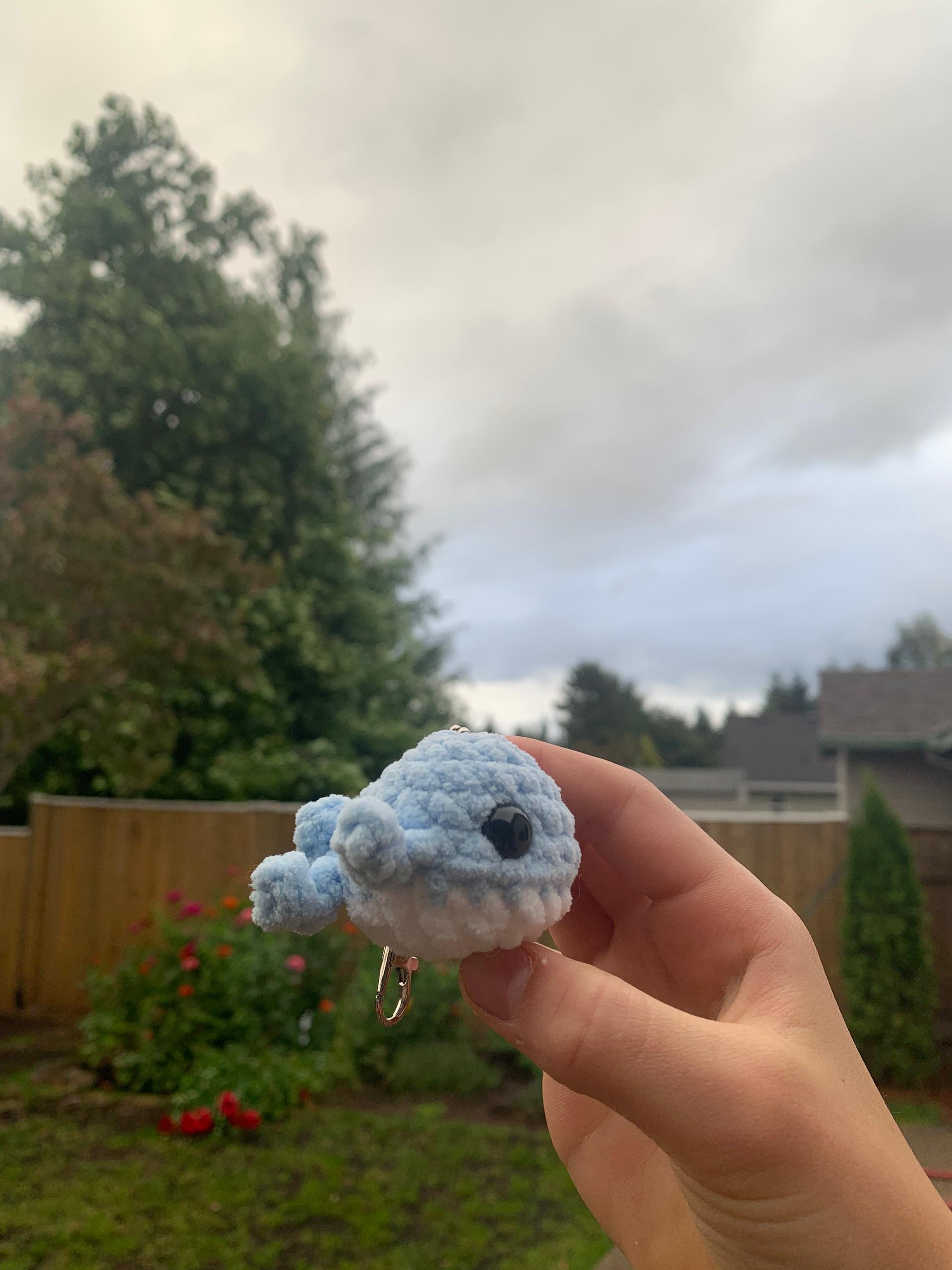 Mini whale keychain