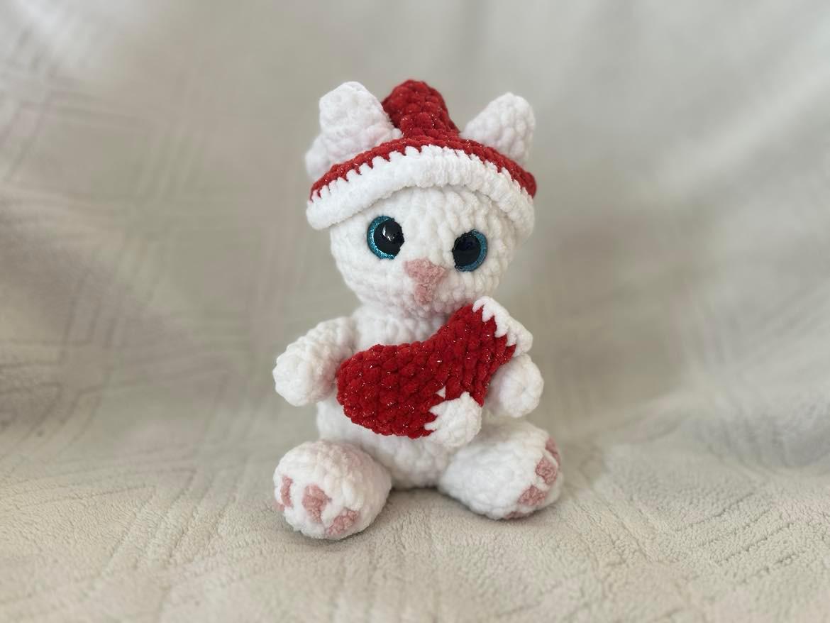 Christmas kitty