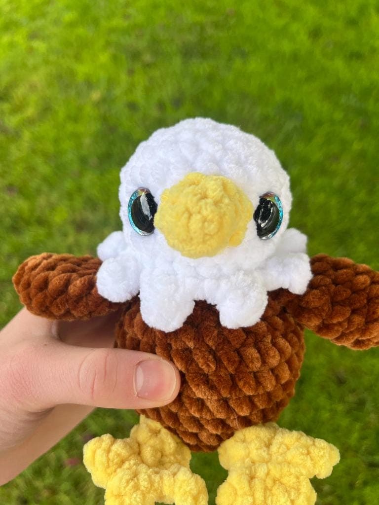 Crochet Bald Eagle Pattern with USA Hat: Beginner Friendly Amigurumi (PDF Pattern) thumbnail 6