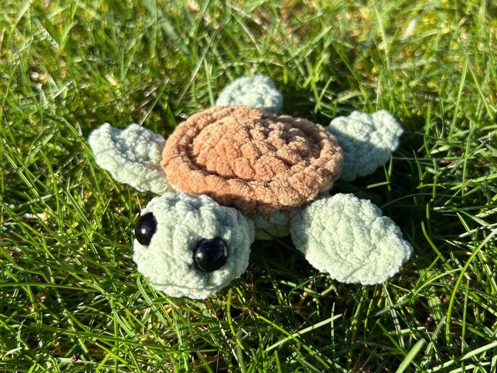 Crochet Baby Sea Turtle Pattern: No Sew Amigurumi (PDF Pattern) thumbnail 3