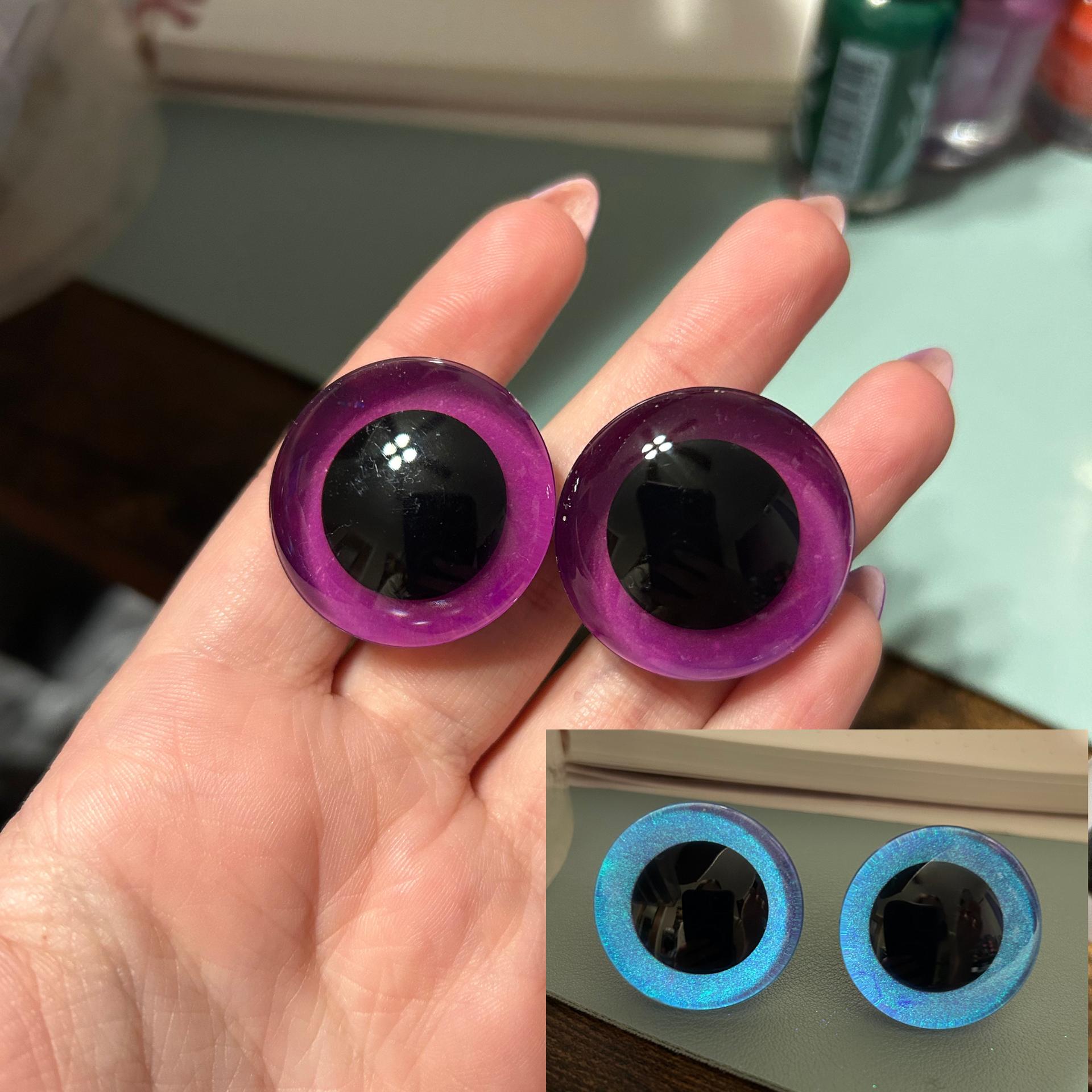 Glow in the dark safety eyes thumbnail 3