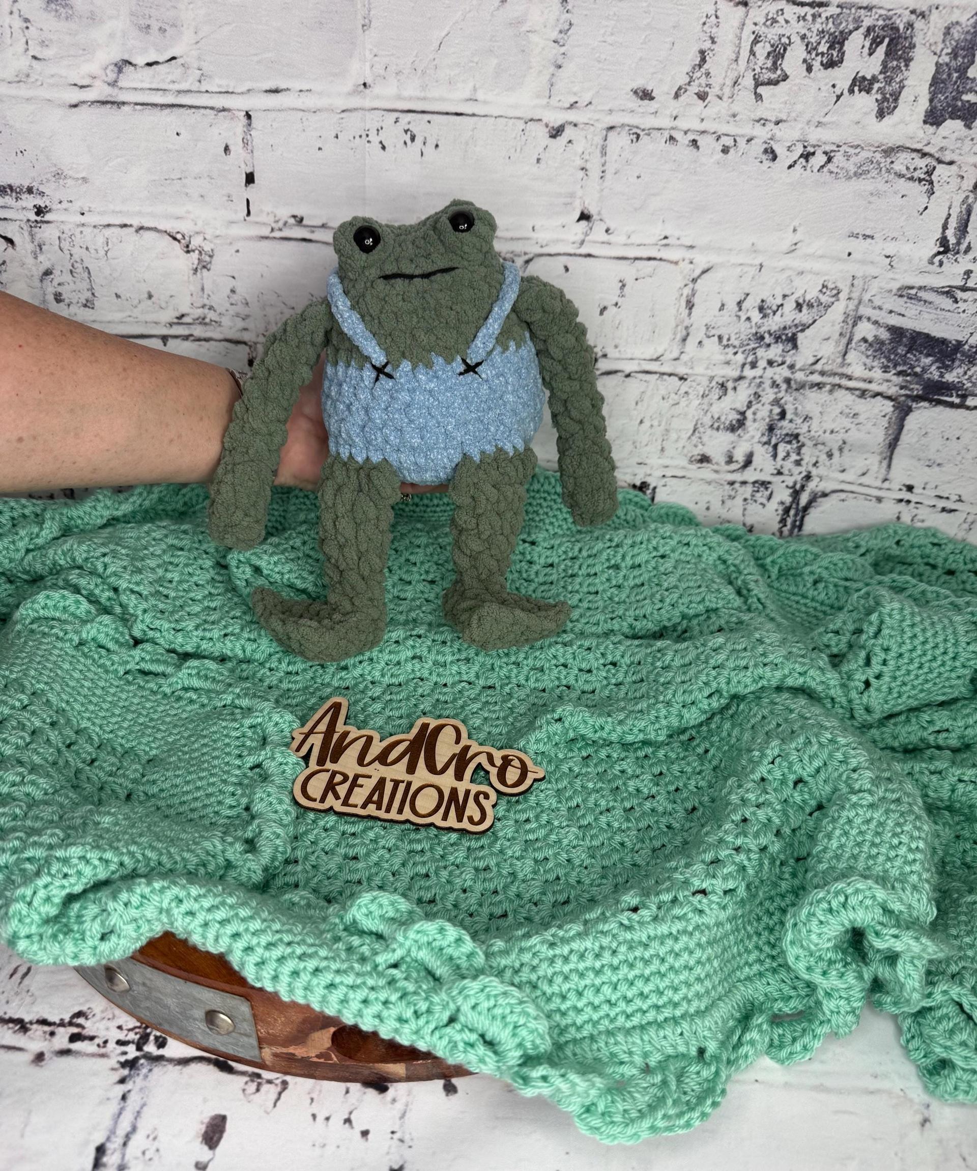Crochet Frog Plushie • Adorable Amigurumi Frog in Overalls • Handmade Stuffed thumbnail 2