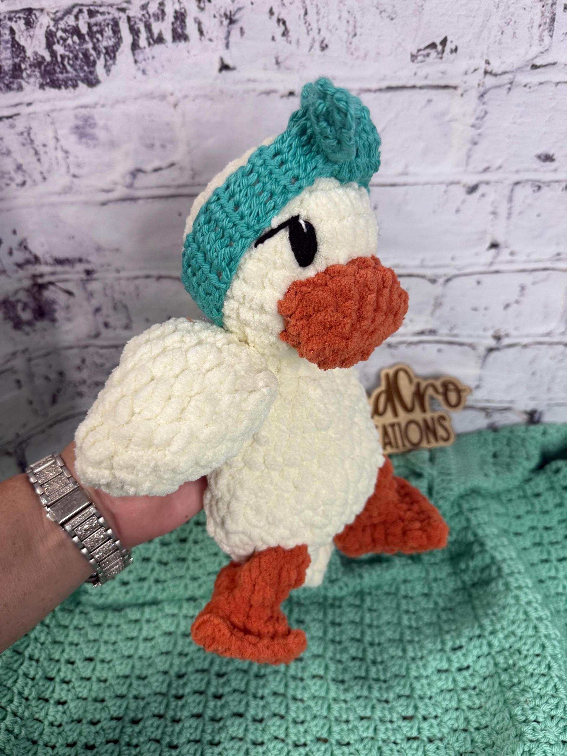 Handmade Amigurumi Duck Plushie • Soft Plush Yarn Stuffed Toy thumbnail 4