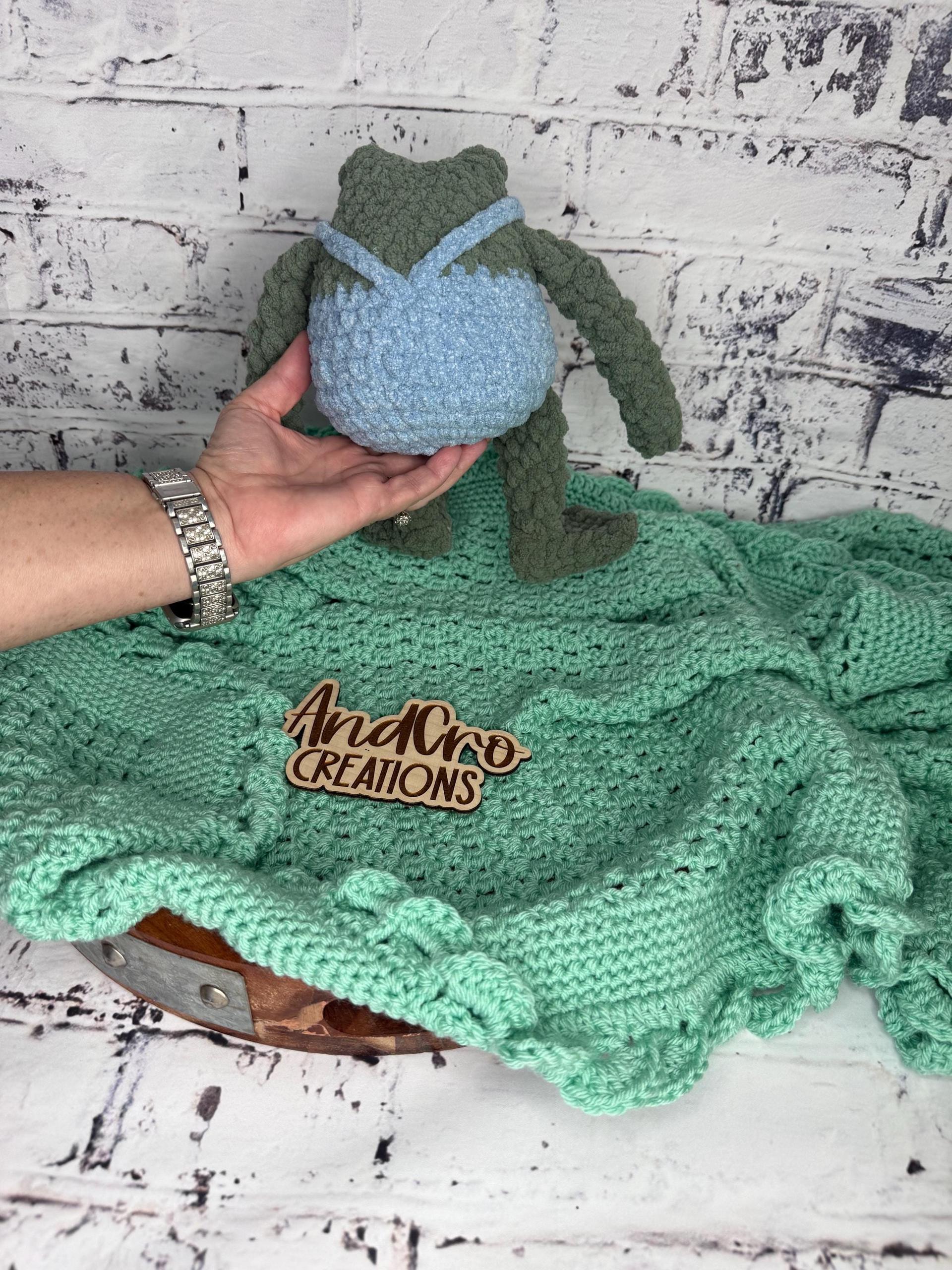 Crochet Frog Plushie • Adorable Amigurumi Frog in Overalls • Handmade Stuffed thumbnail 3