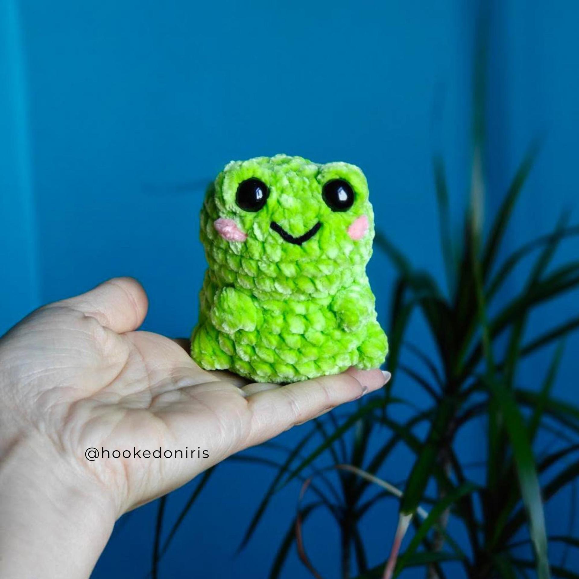 Chonky Frog Crochet Pattern thumbnail 5