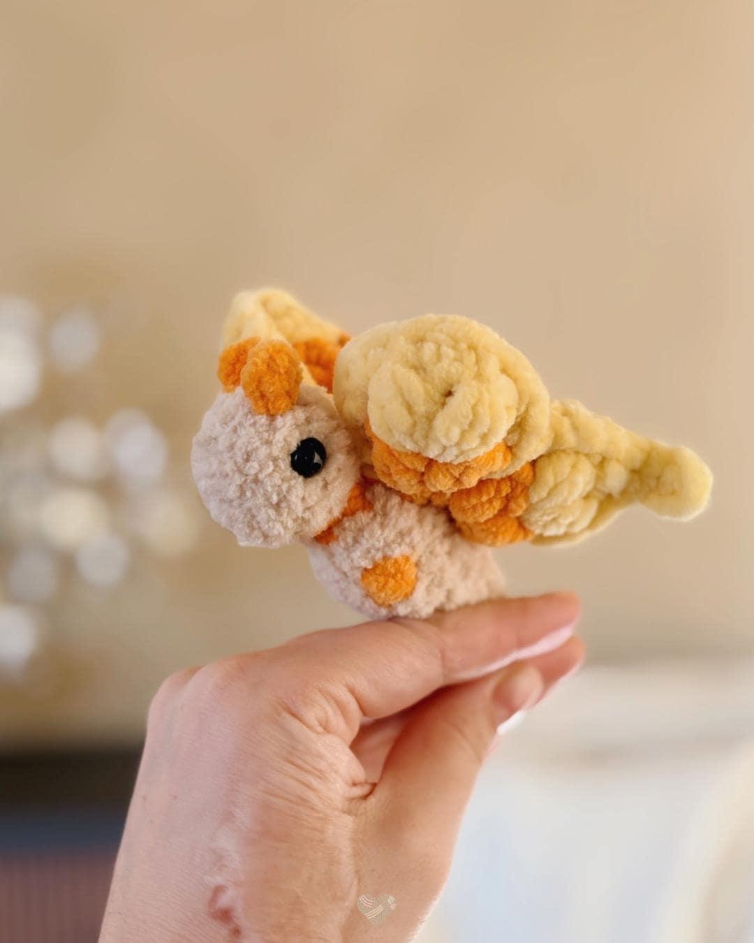 Bobbles the Butterfly / low-sew crochet pattern thumbnail 7