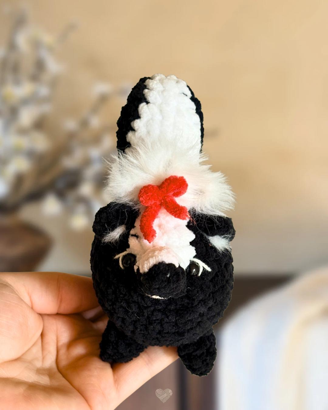 Pepper the Skunk thumbnail 6
