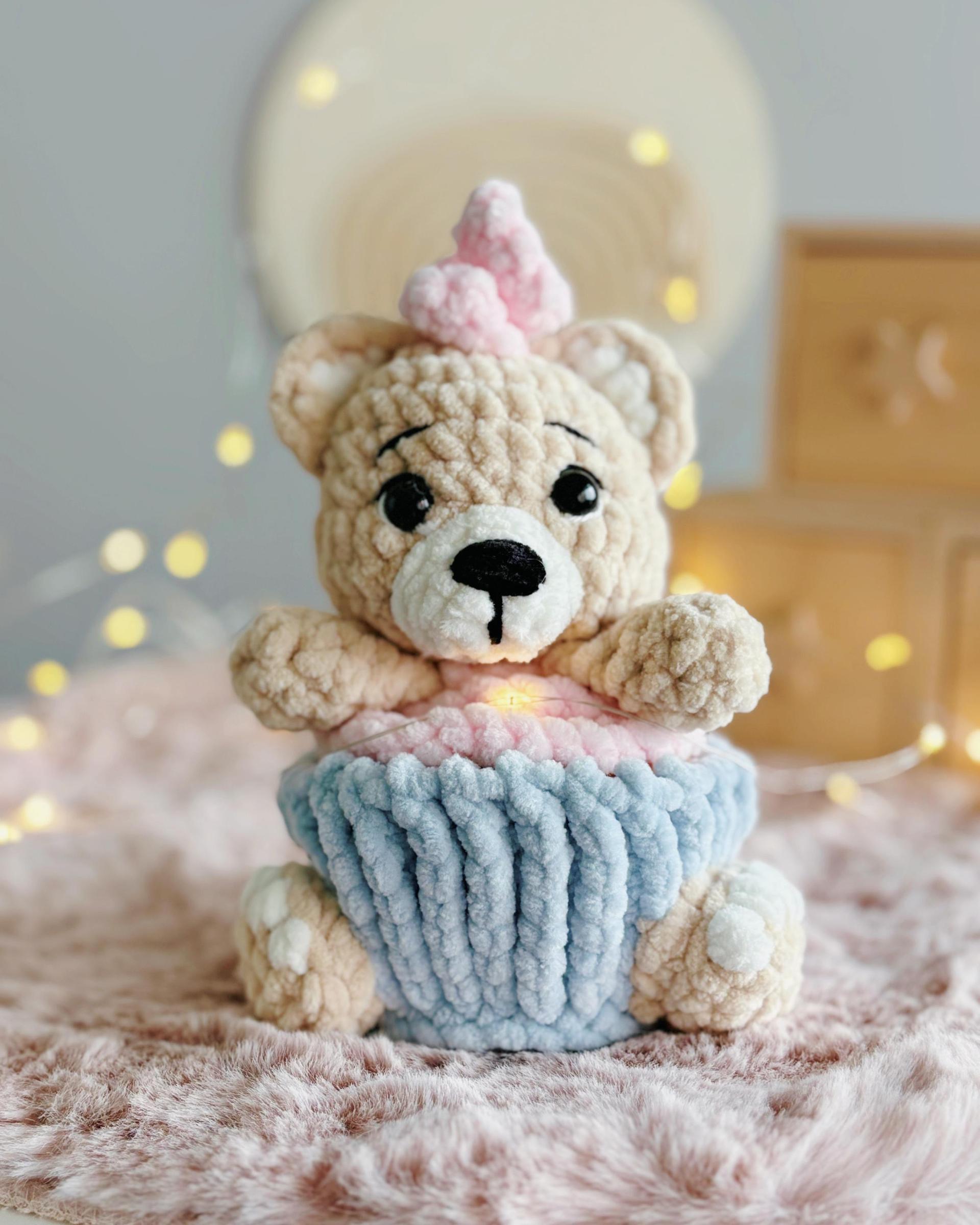 Crumbs the Cupcake Bear thumbnail 3
