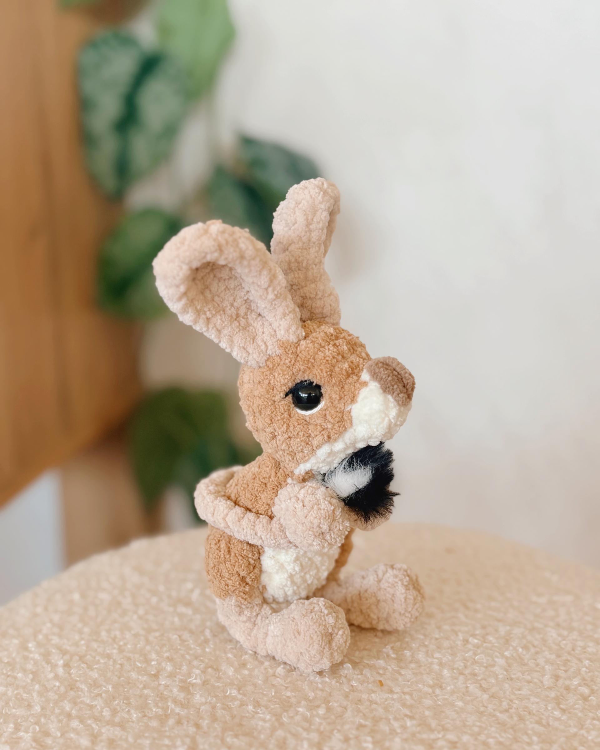 Zuri the Jerboa / low-sew crochet pattern thumbnail 3