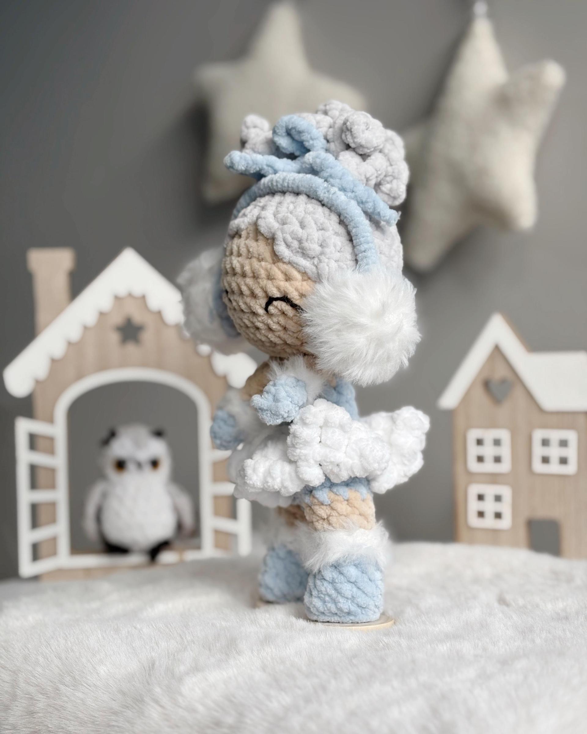 Holly & Owl thumbnail 4