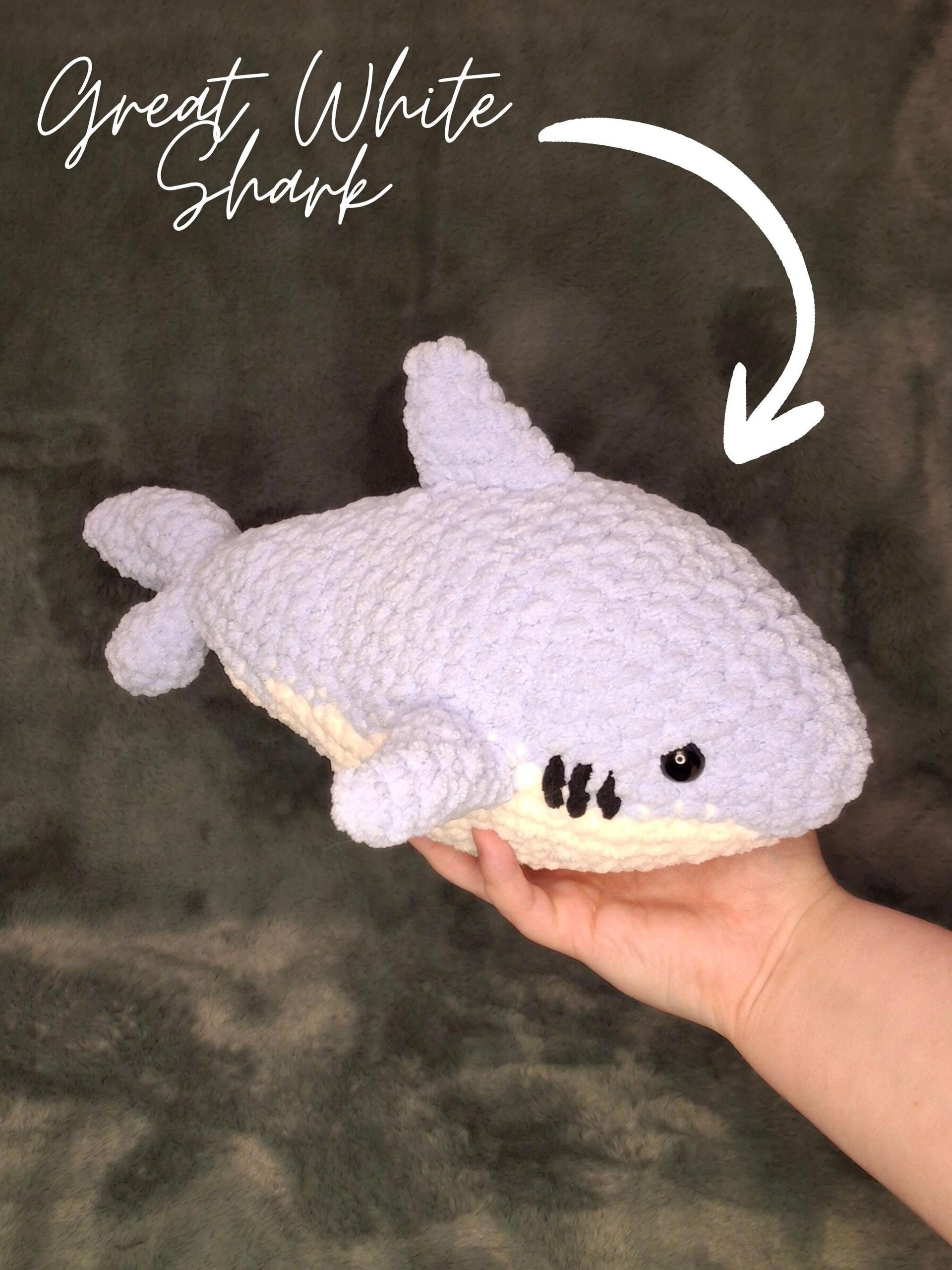 Chunky Yarn Crochet Shark Plushie – Hammerhead, White, Whale Amigurumi thumbnail 4