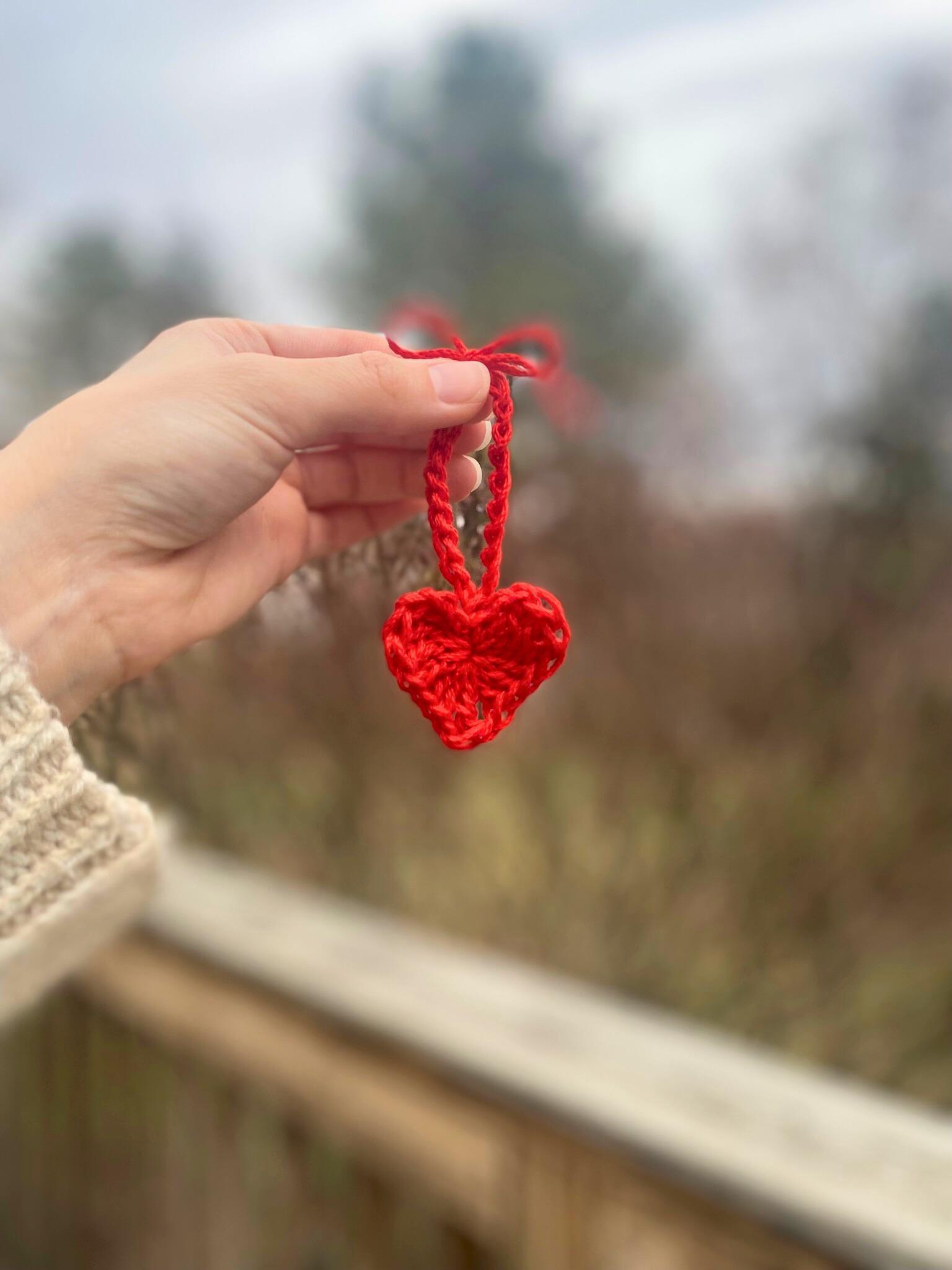 Crochet Christmas Ornament: Red Heart with Bow, Holiday Decor thumbnail 3
