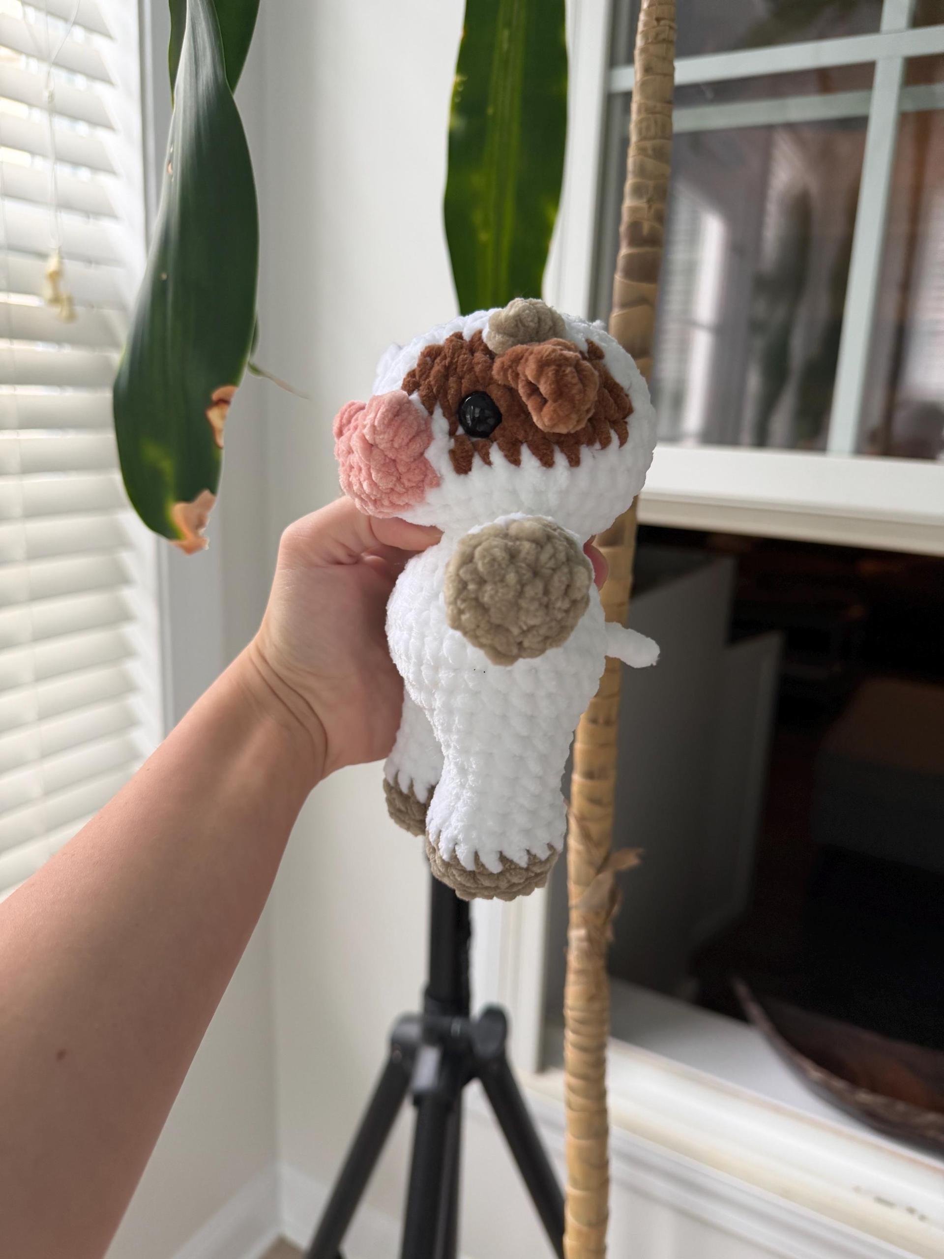 Crocheted Chubby Cow Plushie thumbnail 5