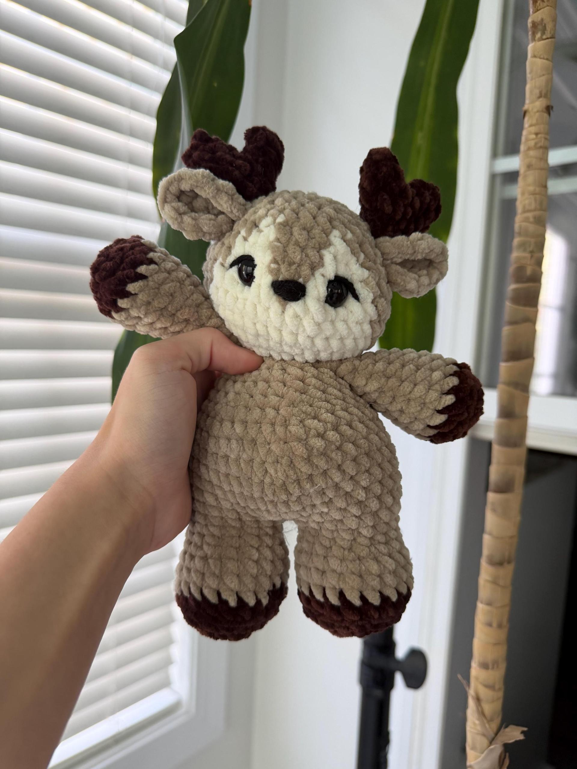 Low-Sew PDF Crochet Pattern | Darcy The Reindeer - Chubby Foresters Collection | thumbnail 2