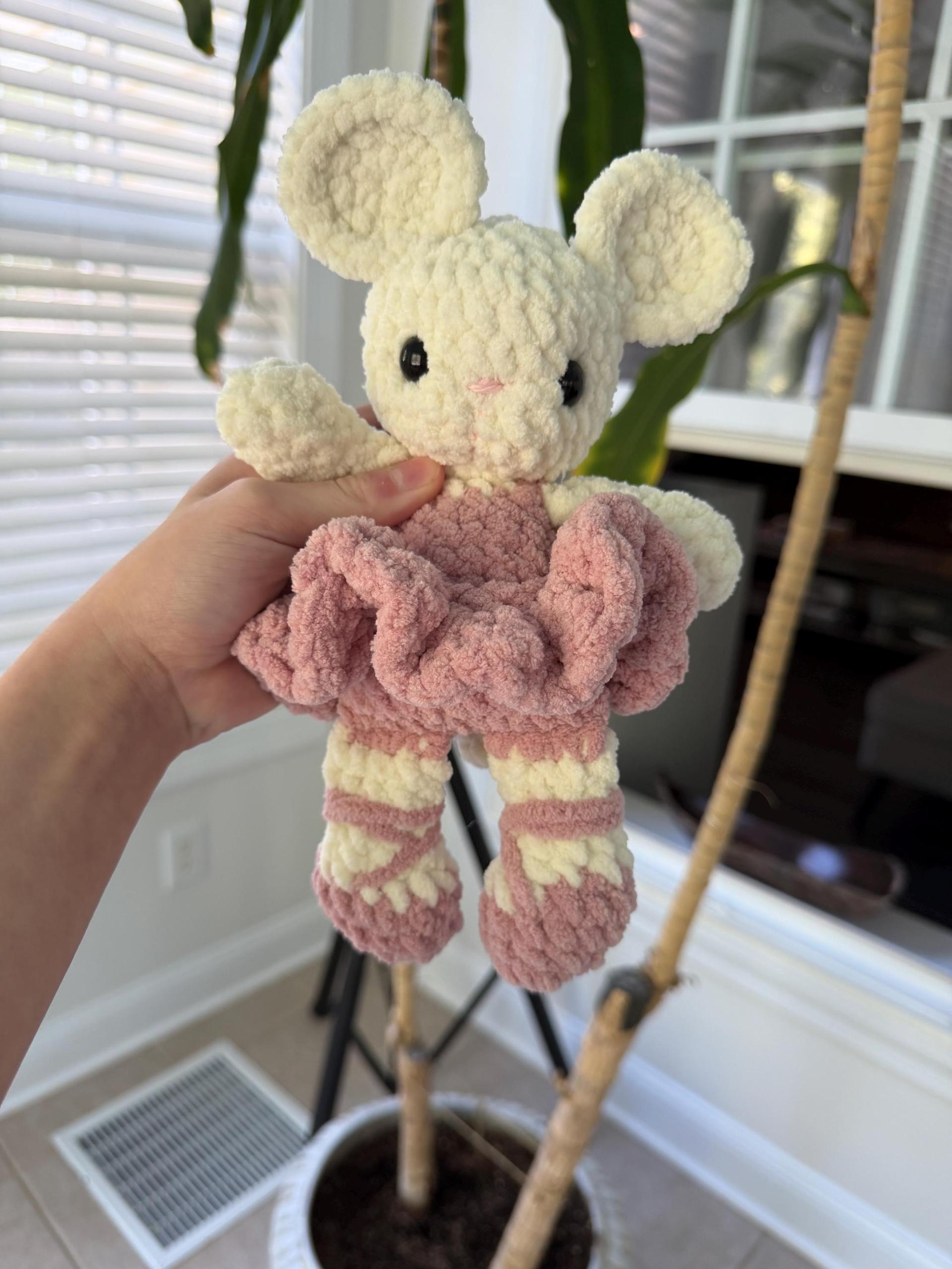 Large Crocheted Ballerina Mouse Doll Plushie thumbnail 7