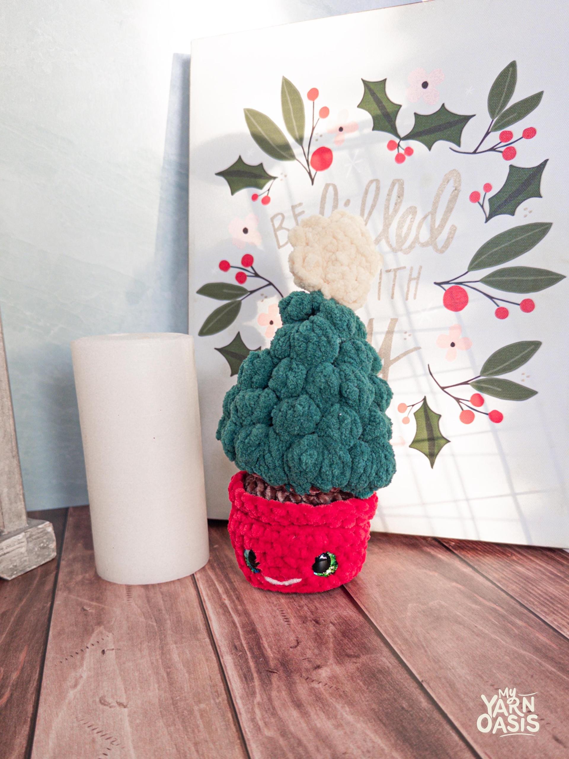 Crochet Bobble Christmas Tree, Handmade Kawaii Amigurumi Toy thumbnail 4