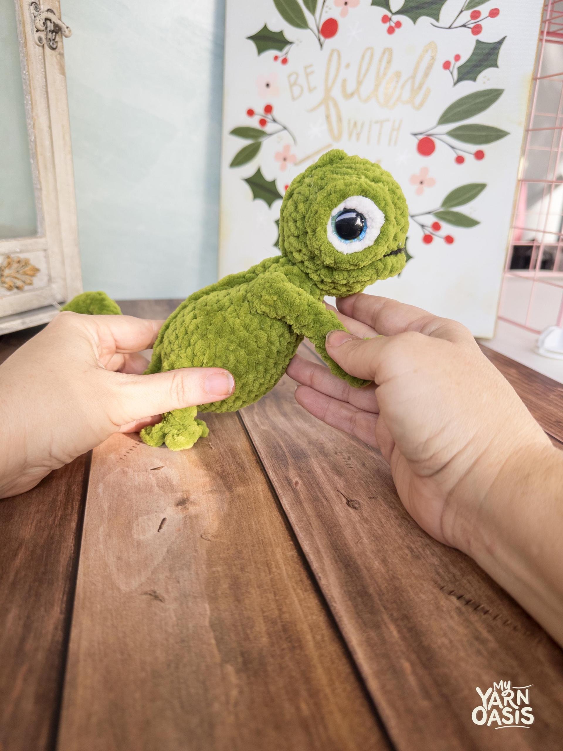 Chameleon Plushie | Handmade Soft Amigurumi Toy thumbnail 4