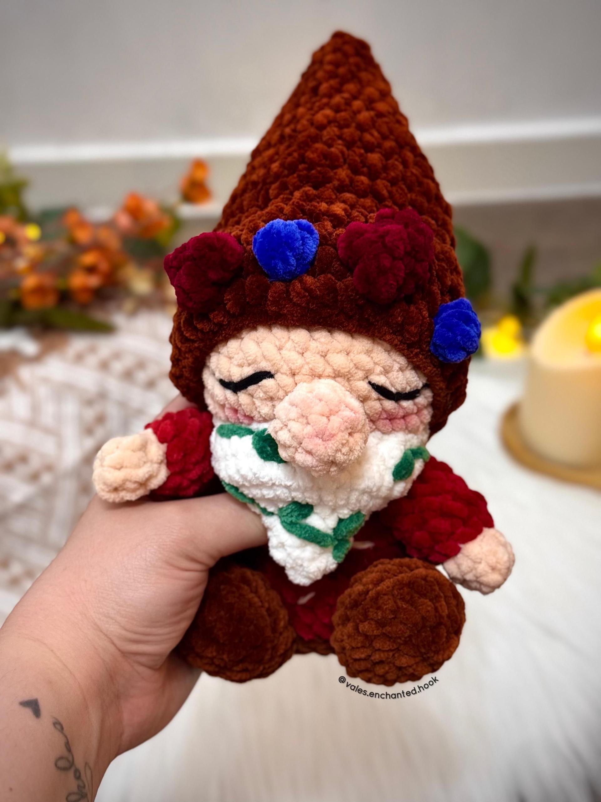 Billy the Fruit Gnome-Amigurumi Pattern thumbnail 3