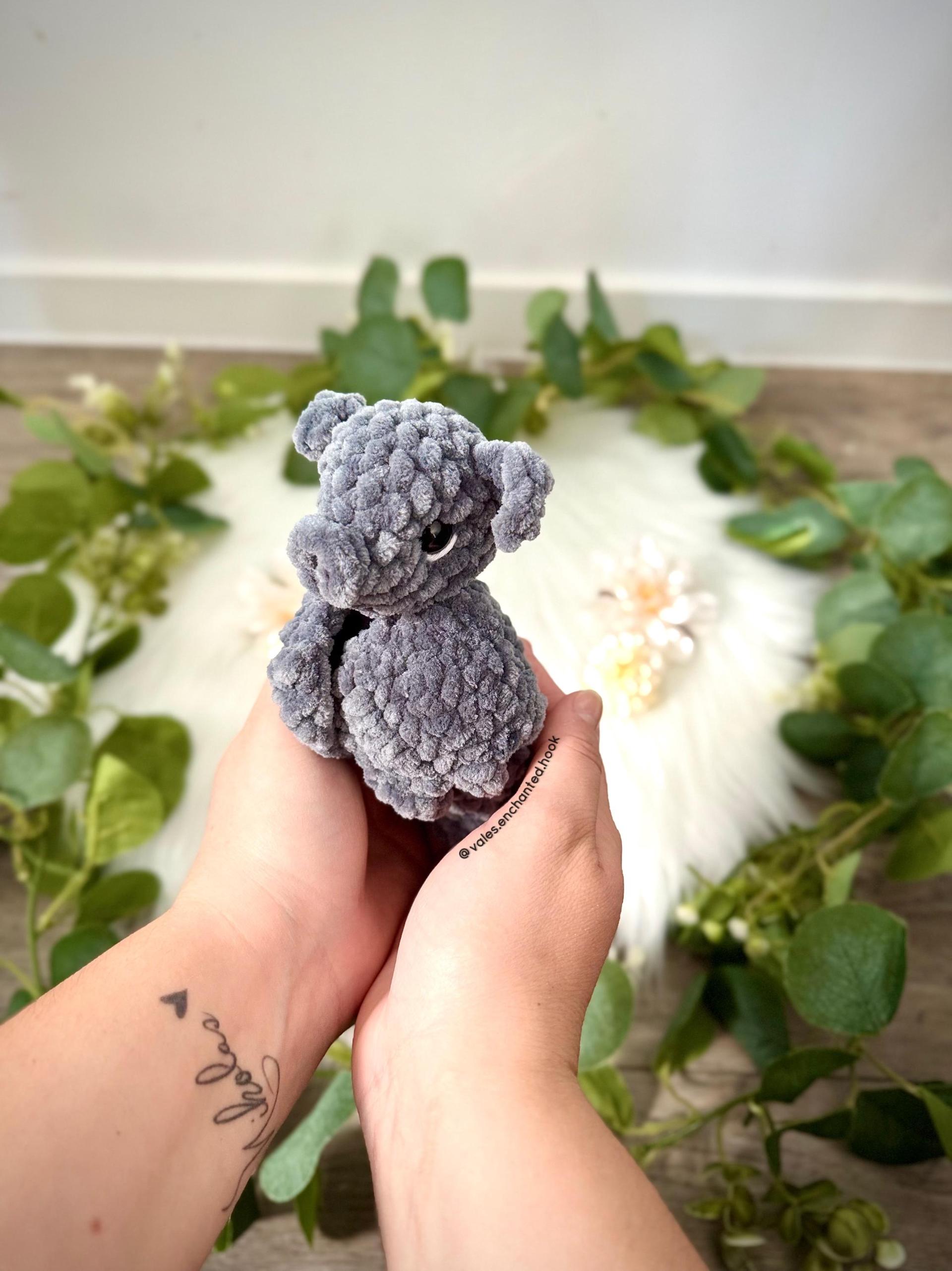 Shadow The Bat-Amigurumi Pattern thumbnail 3