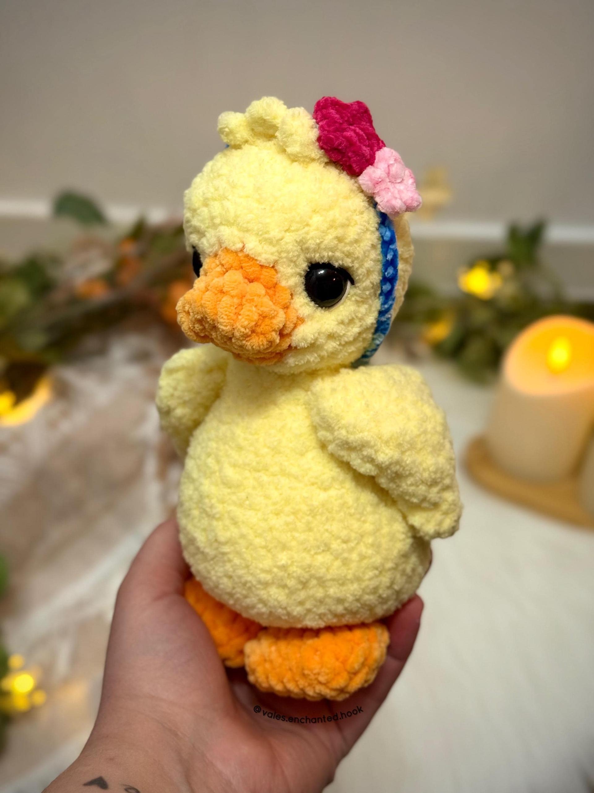 Lily the Duckling-Amigurumi Pattern thumbnail 3