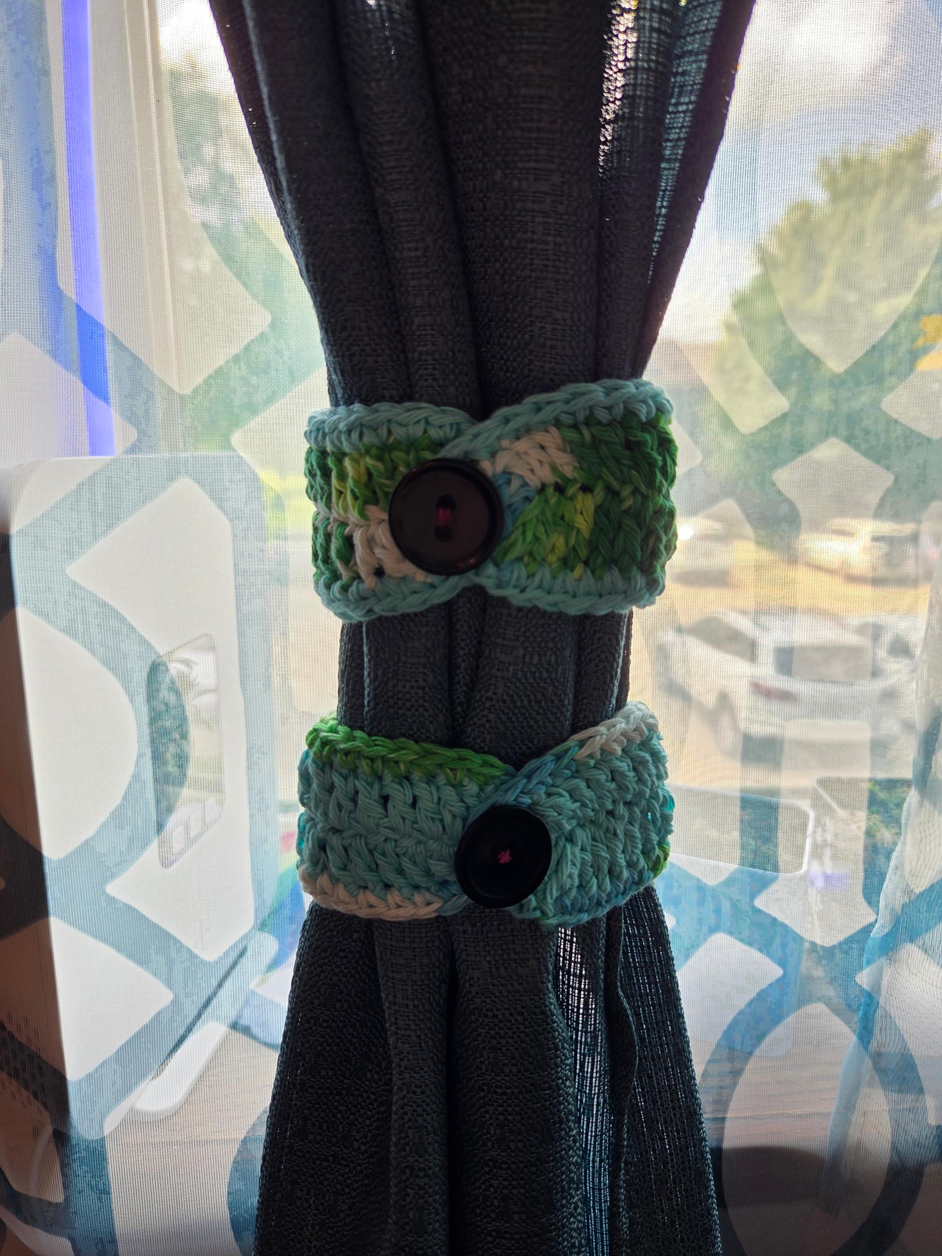 Curtain Holders - 2 Pack