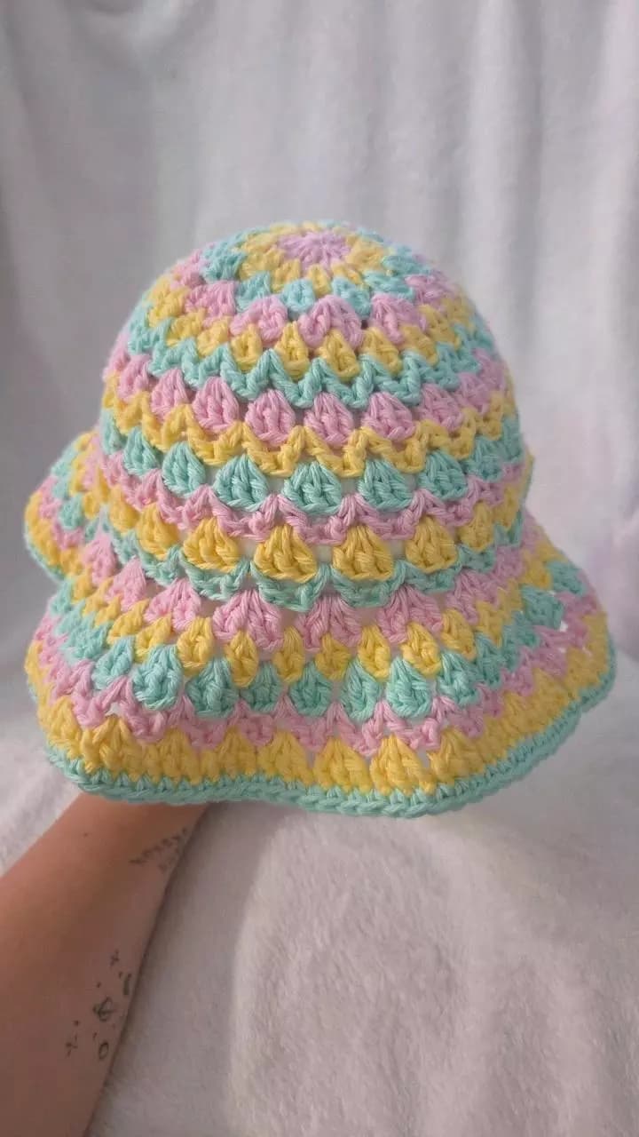 3 Shades Bucket Hat thumbnail 2