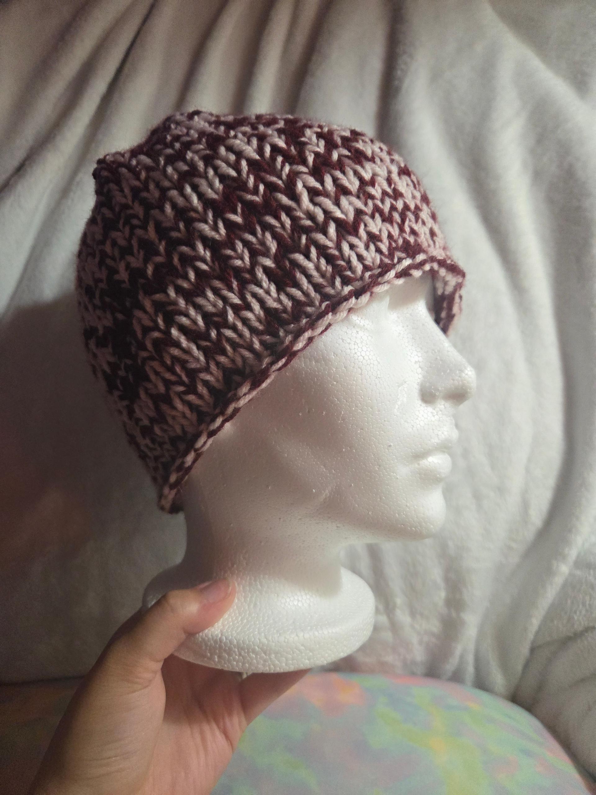 Knitted Beanie- Adult thumbnail 2