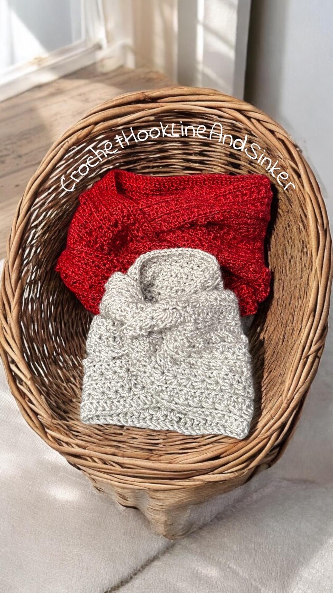 The Starberry Burst Infinity Scarf Crochet Pattern thumbnail 3