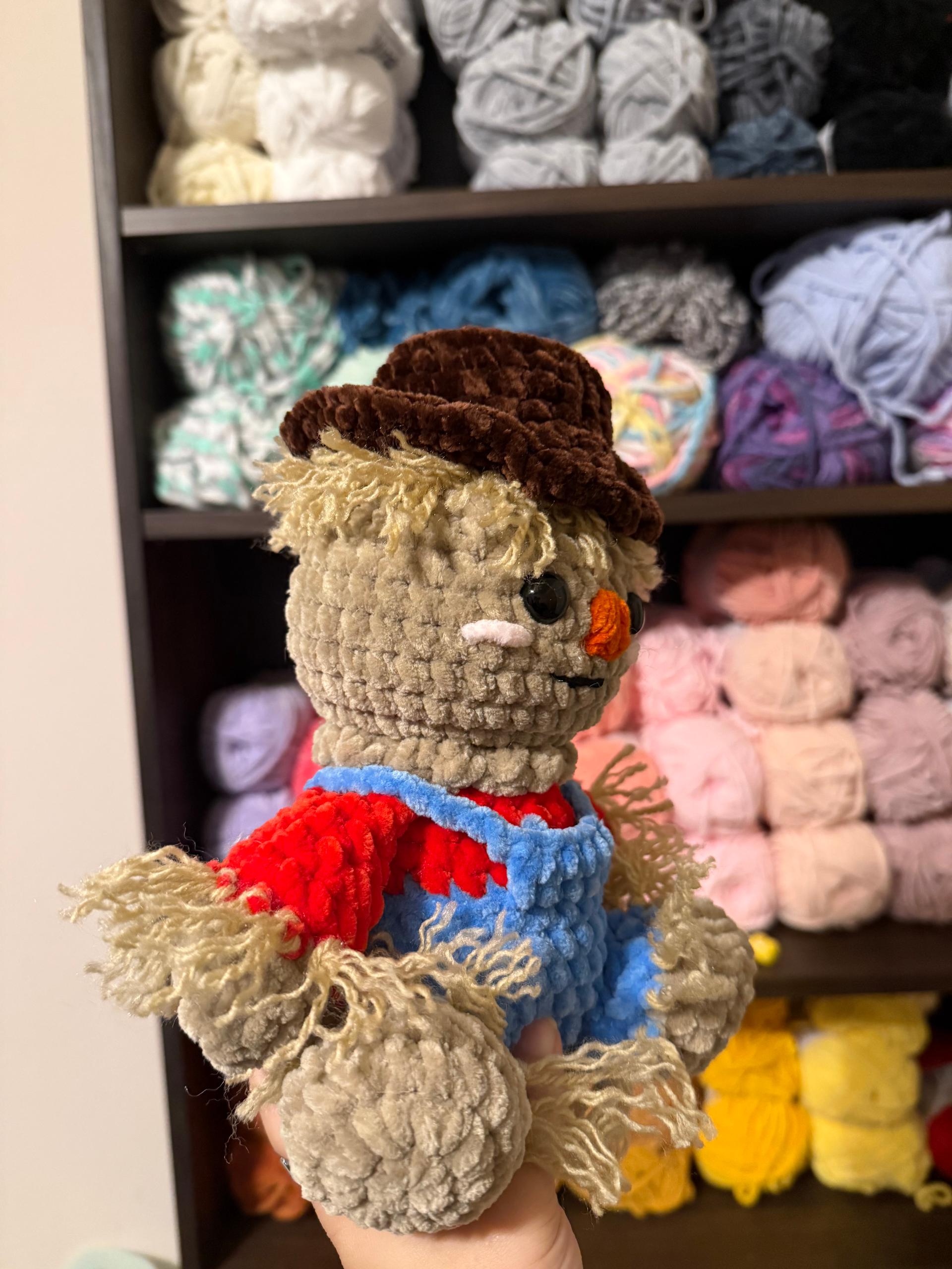 Small Scarecrow thumbnail 2