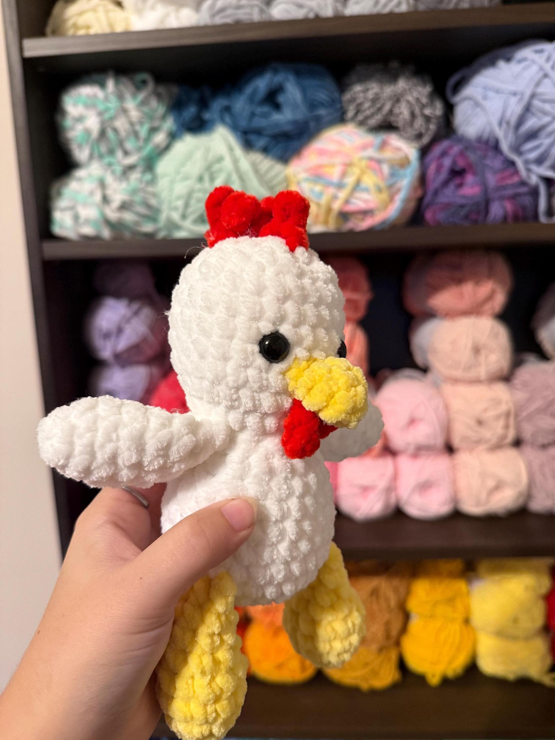 Itty Bitty Chicken thumbnail 3