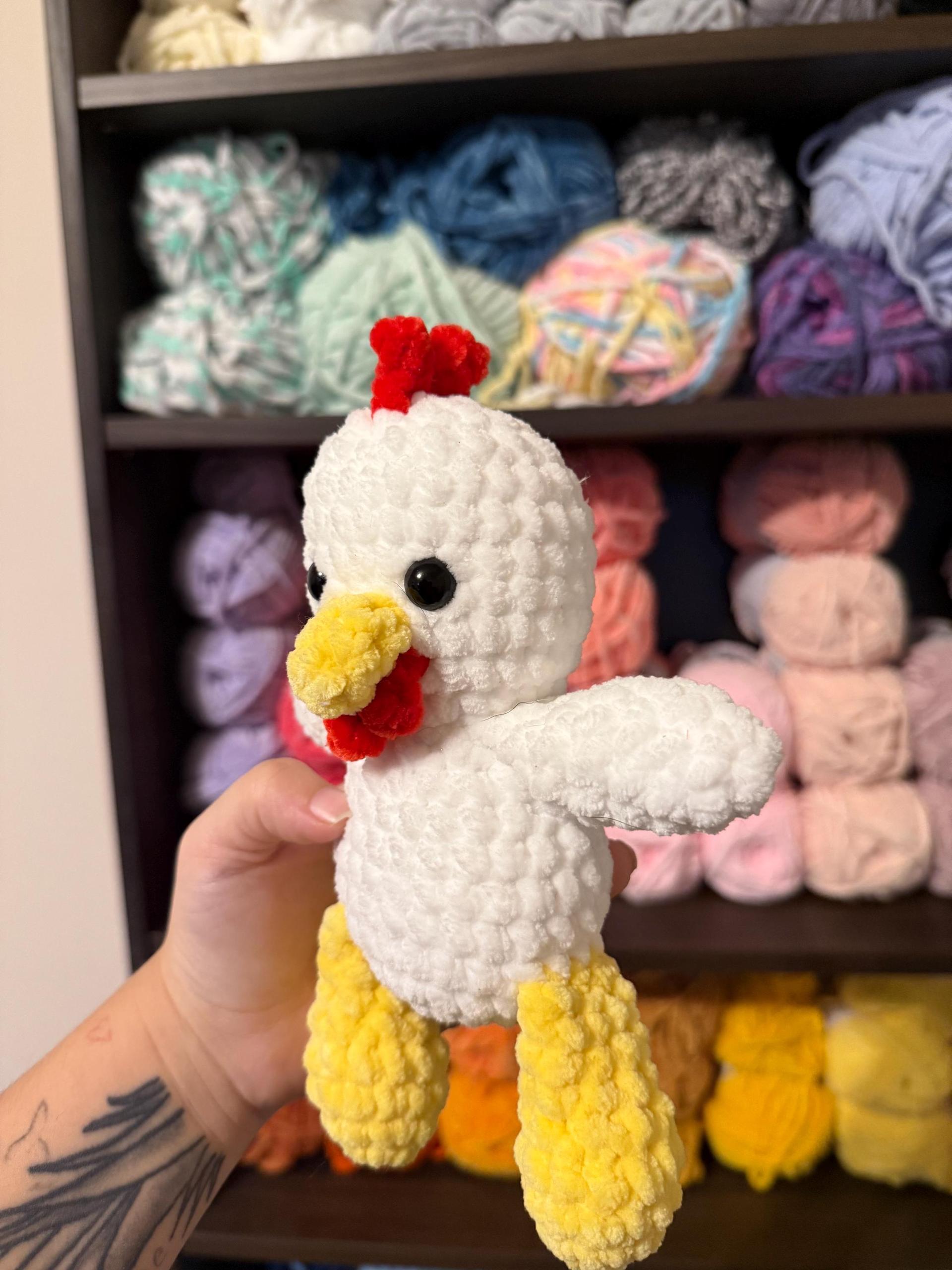 Itty Bitty Chicken thumbnail 2