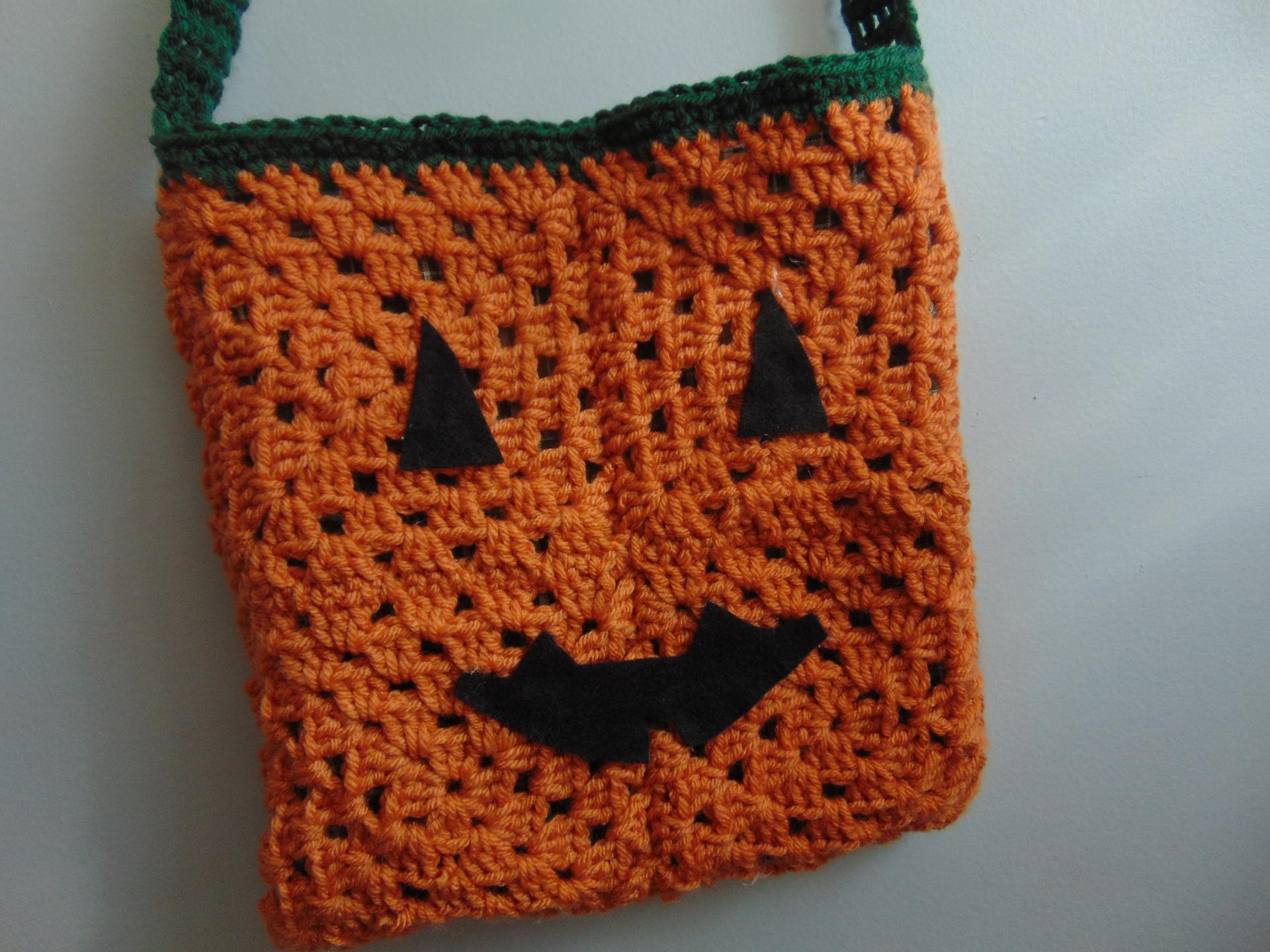 Jack O Lantern granny square tote bag thumbnail 2
